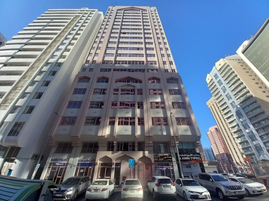 Building Exterior ADCP 4142 in Al Danah
