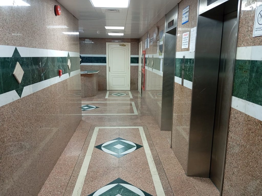 Lobby ADCP 246 in Al Zahiyah