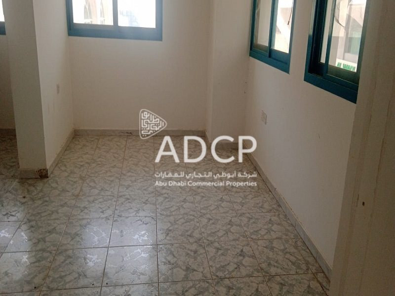 Office ADCP 5847 in Al Khalidiyah