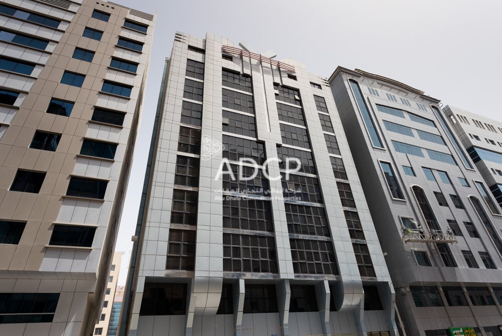 Building ADCP P/998 in Mussafah, Abu Dhabi