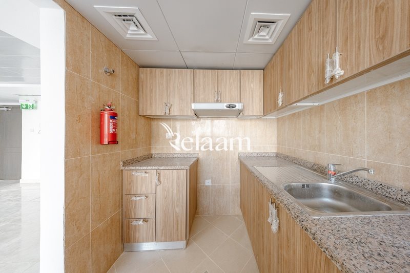 P/502 Office Pantry Al Nahyan